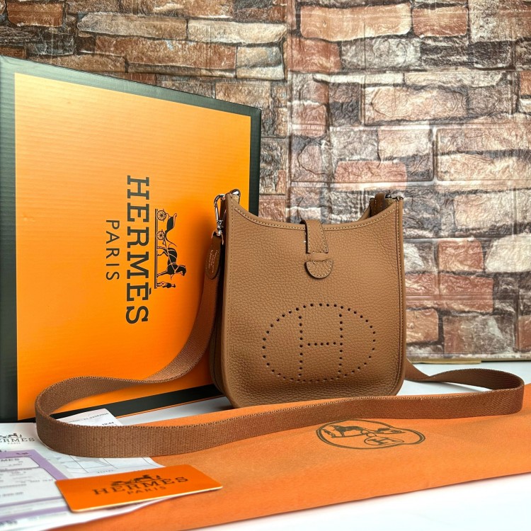 HERMES EVELYNE ORTA TABA